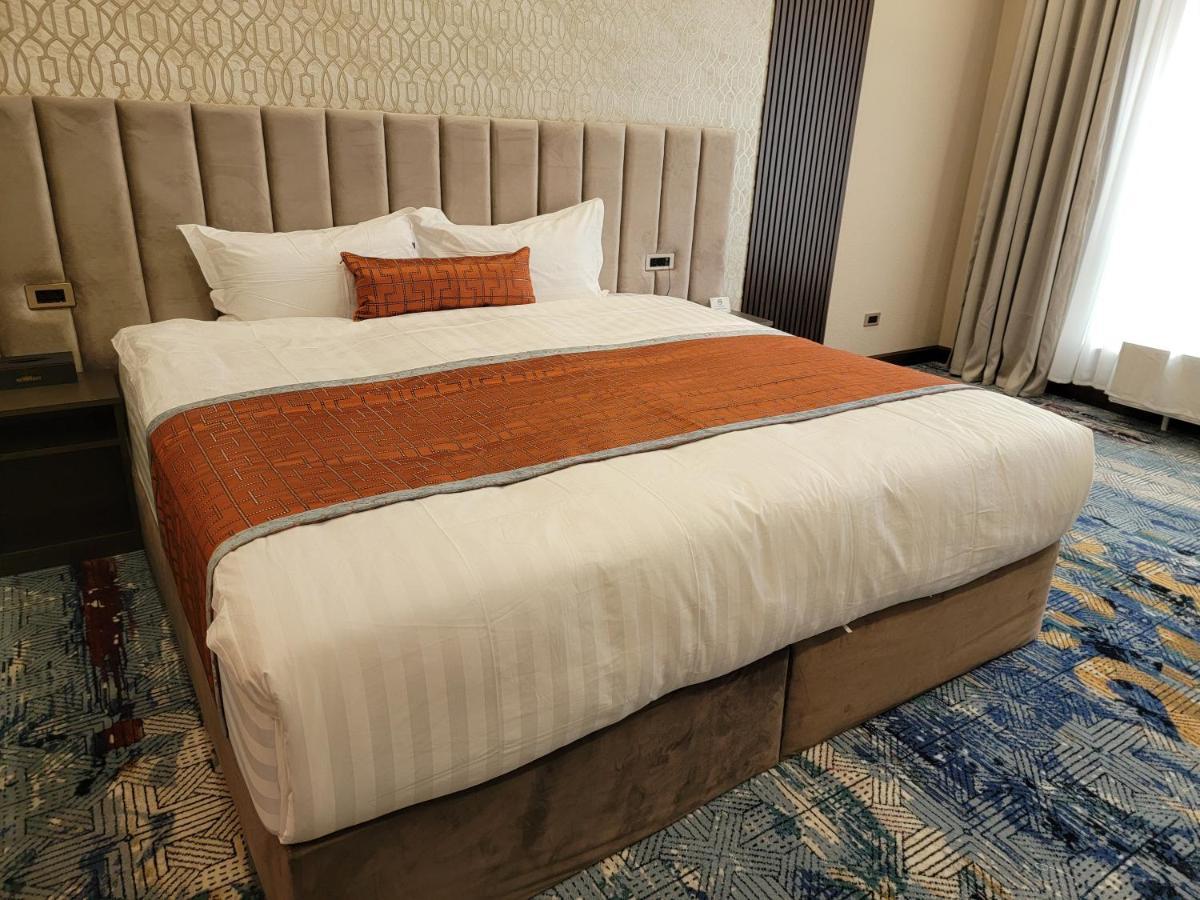 นิวเวสต์ โฮเทล Hotel อูลานบาตอร์ ภายนอก รูปภาพ