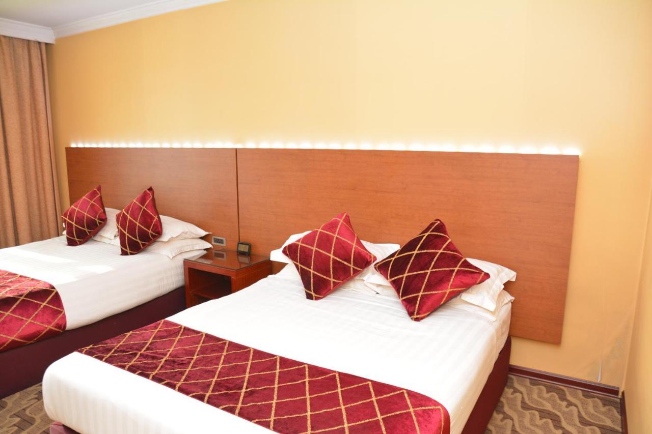 นิวเวสต์ โฮเทล Hotel อูลานบาตอร์ ภายนอก รูปภาพ