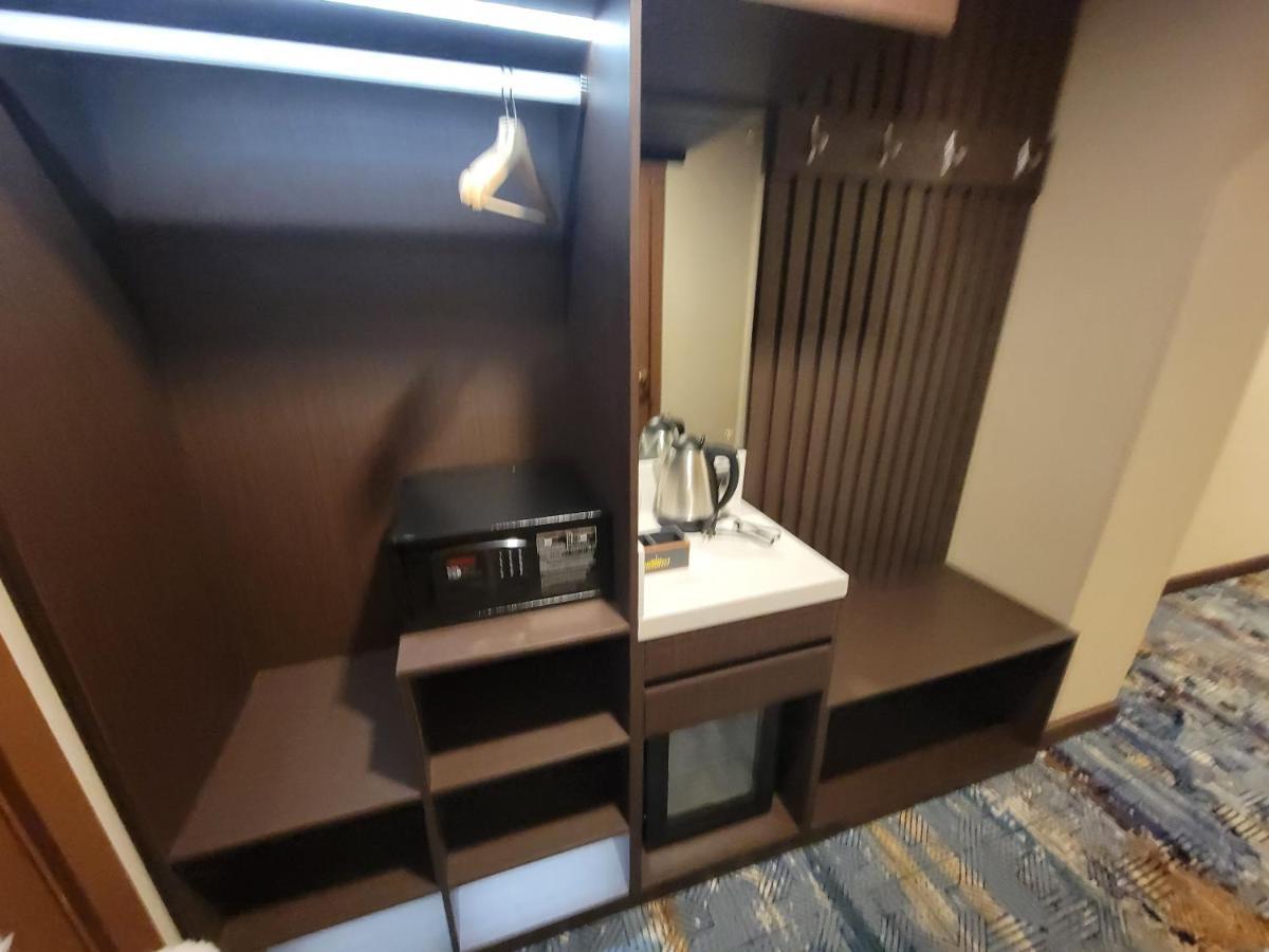 นิวเวสต์ โฮเทล Hotel อูลานบาตอร์ ภายนอก รูปภาพ