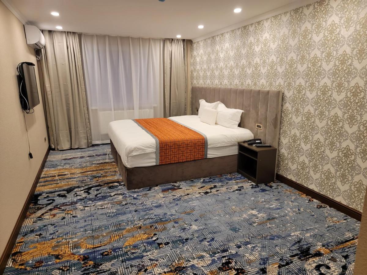 นิวเวสต์ โฮเทล Hotel อูลานบาตอร์ ภายนอก รูปภาพ