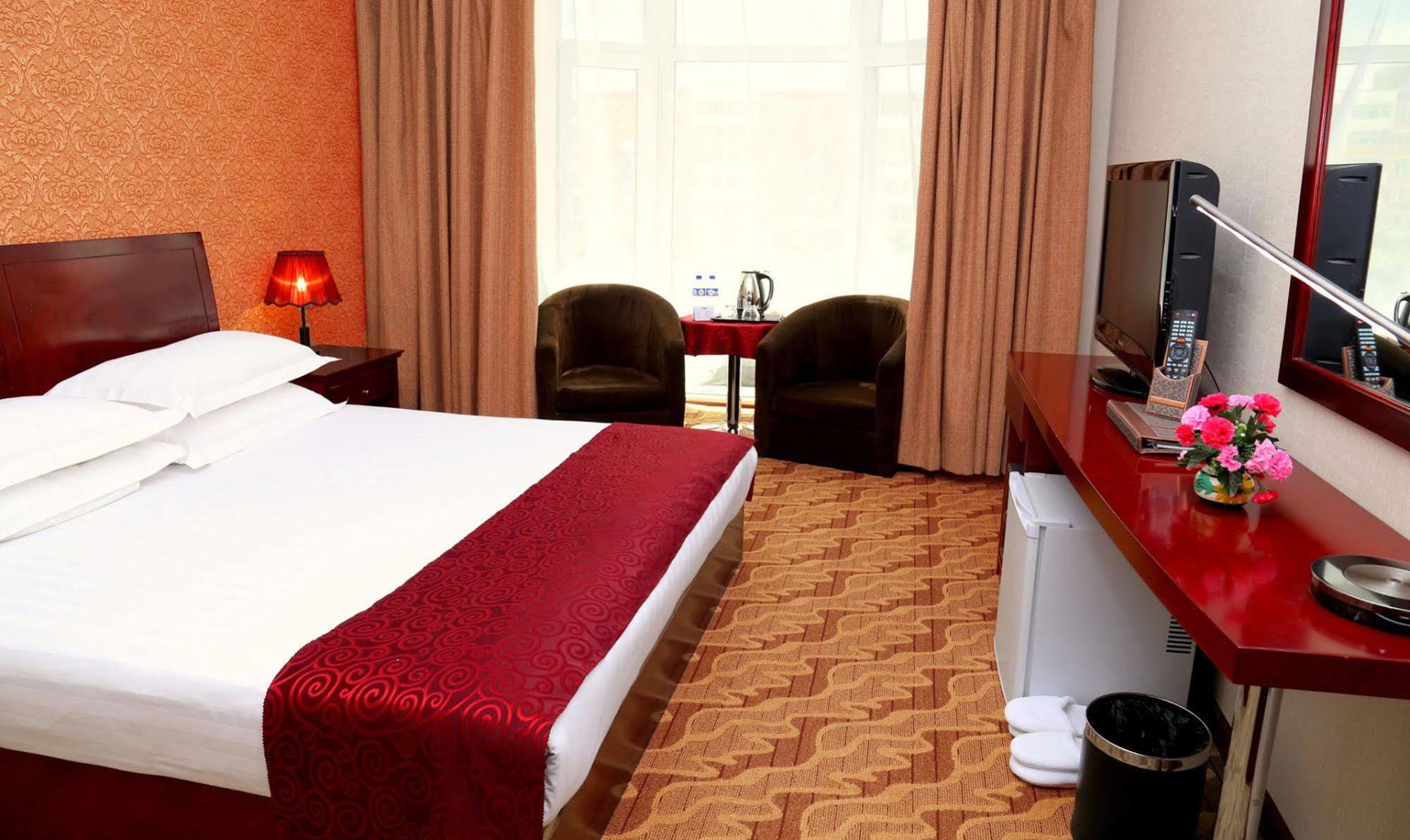 นิวเวสต์ โฮเทล Hotel อูลานบาตอร์ ภายนอก รูปภาพ