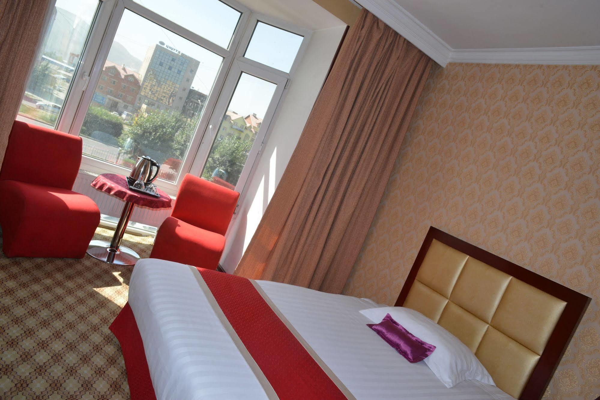 นิวเวสต์ โฮเทล Hotel อูลานบาตอร์ ภายนอก รูปภาพ